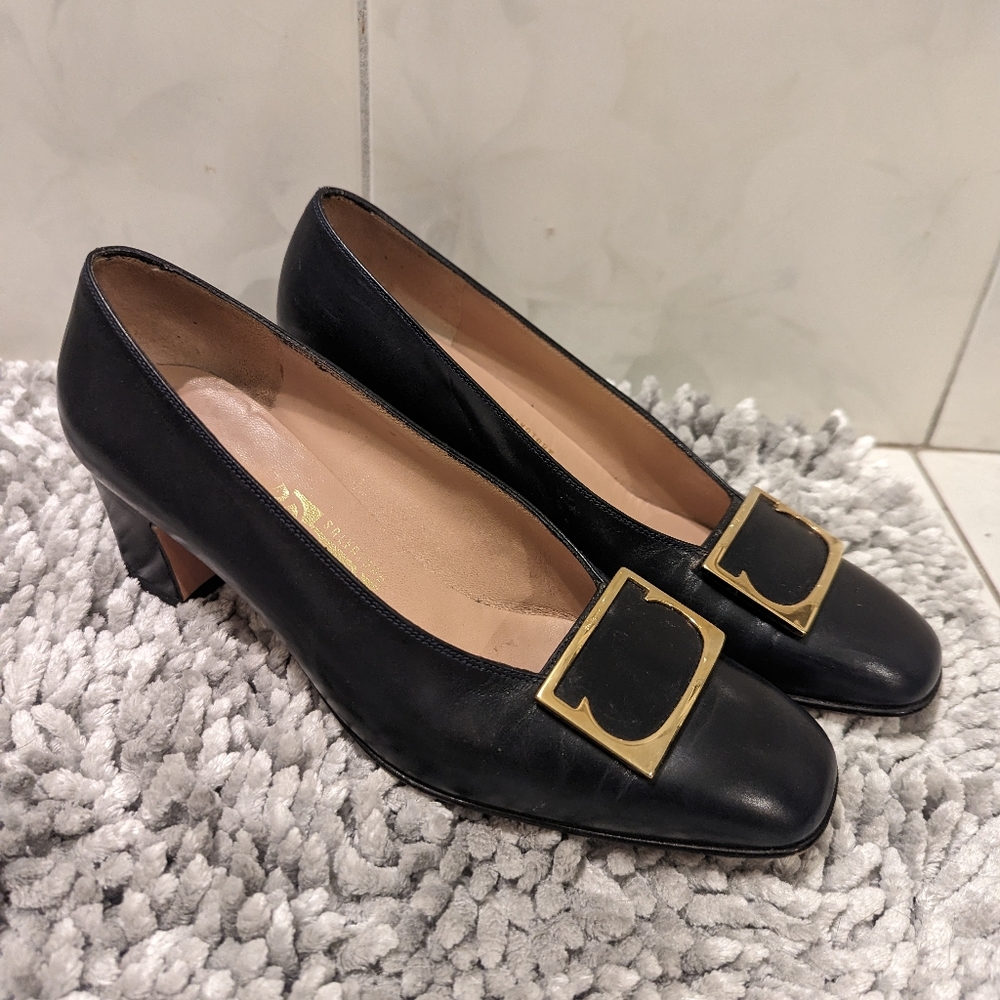 Ferragamo vintage shoes